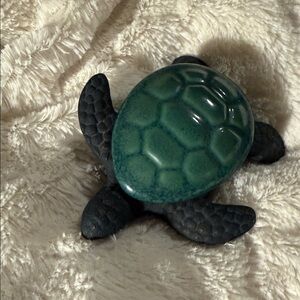 Ceramic Sea Turtle Figurine - Green